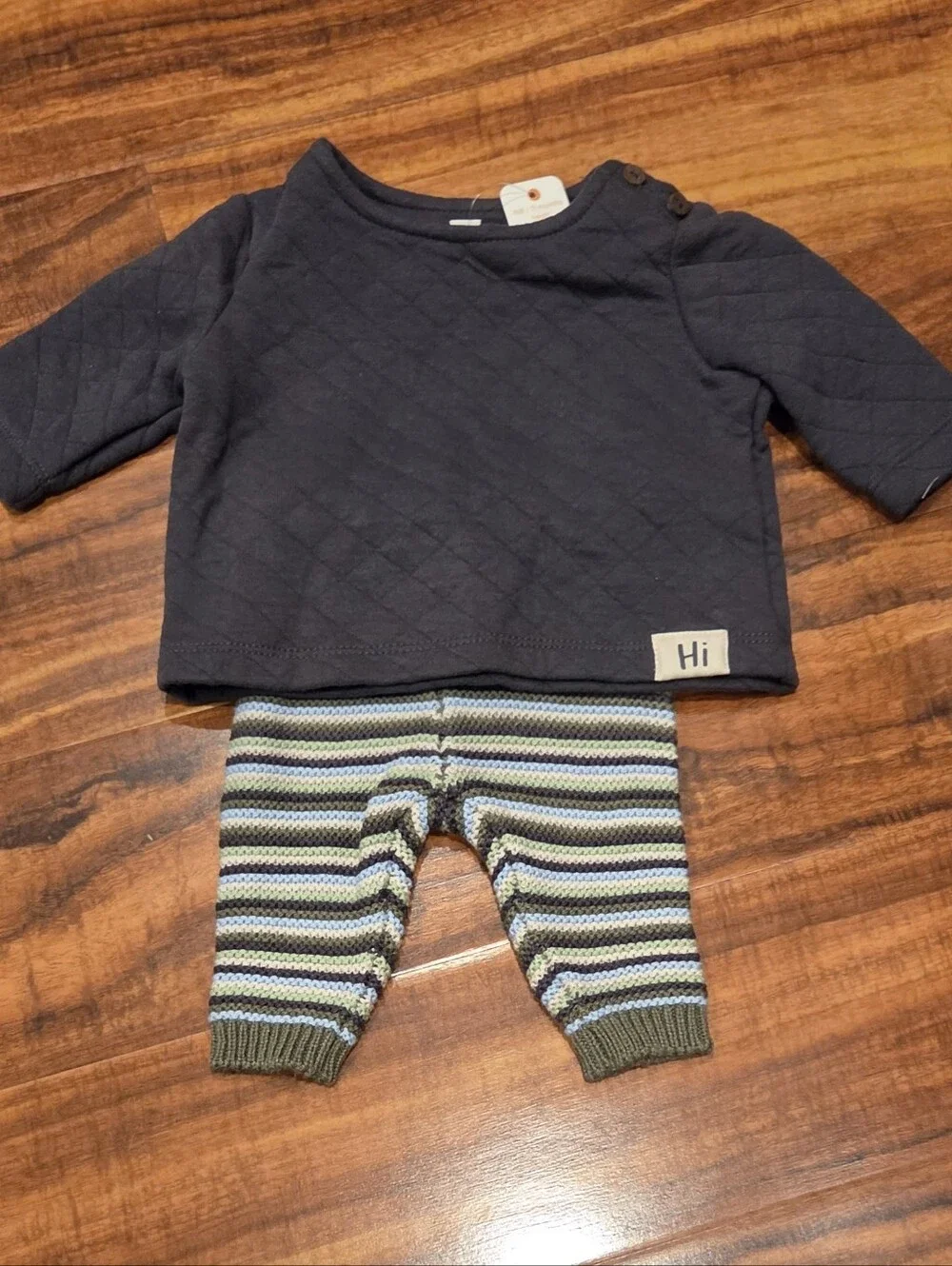 Gymboree sweatshirt newborn